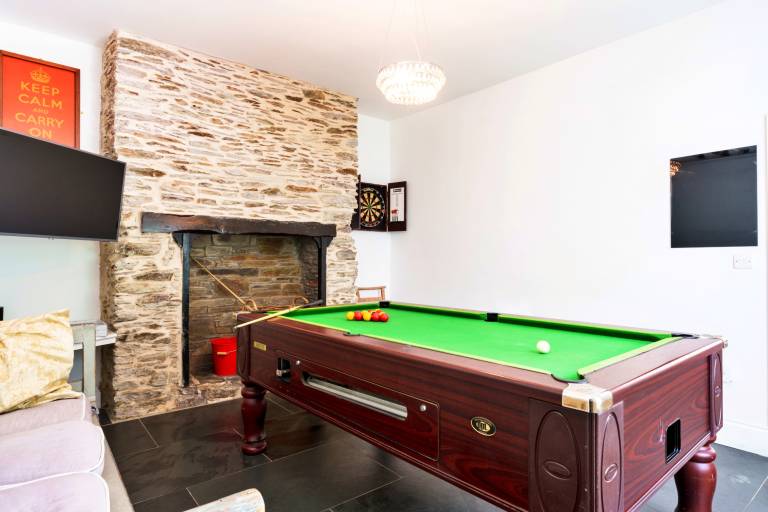 Child-friendly vacation home with barbeque & yard | Close to the beach | Pets allowed — photo 3