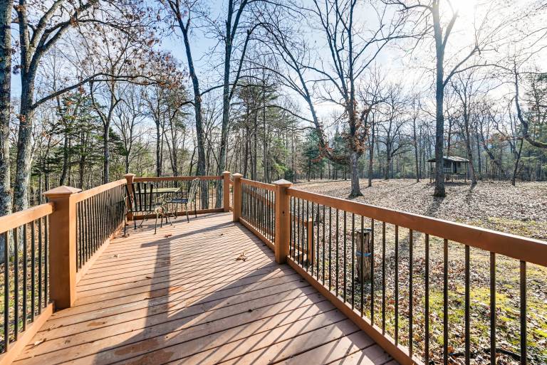 Spacious Retreat w/ Deck: 14 Mi to Nolin Lake! — photo 3