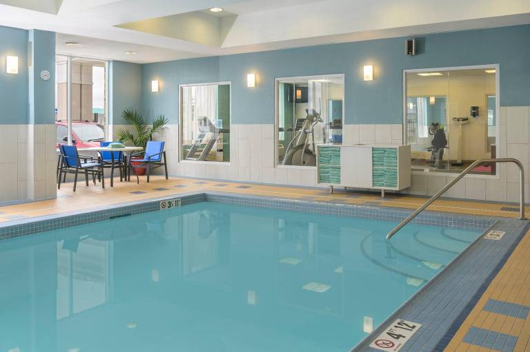 Holiday Inn Express Hotel & Suites North Bay By IHG — photo 2