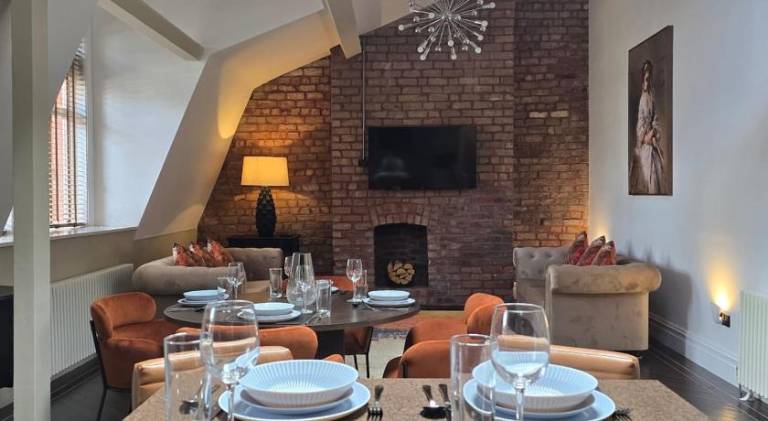 Holiday apartment | Near Liverpool Cathedral | Pet-friendly — photo 4