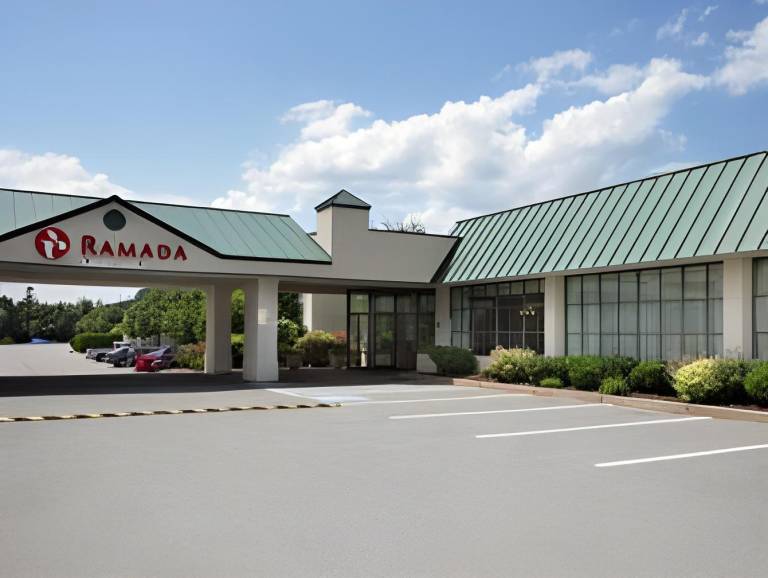 Hawthorn Extended Stay by Wyndham Ellsworth / Bar Harbor in Ellsworth, ME