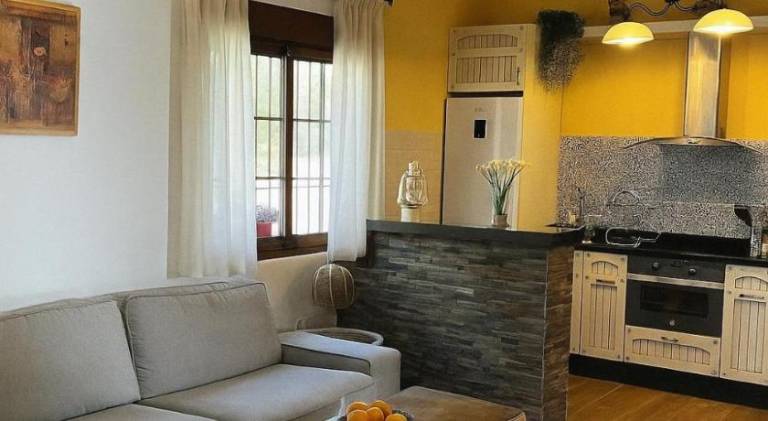 Chalet with pool | Pets allowed — photo 2