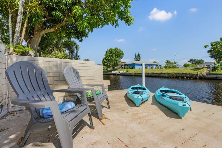 Family-oriented spacious house with terrace, private pool & barbeque | Pets are welcome — photo 2