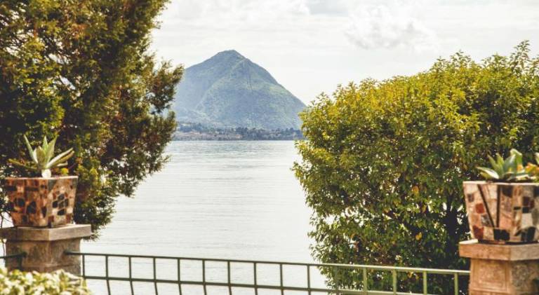Holiday apartment with patio in Baveno