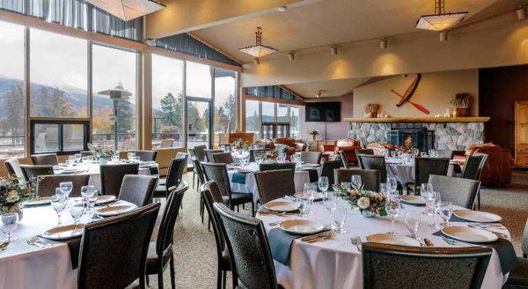 Family-oriented lodge with jacuzzi, sauna & pool | Pet-friendly — photo 2