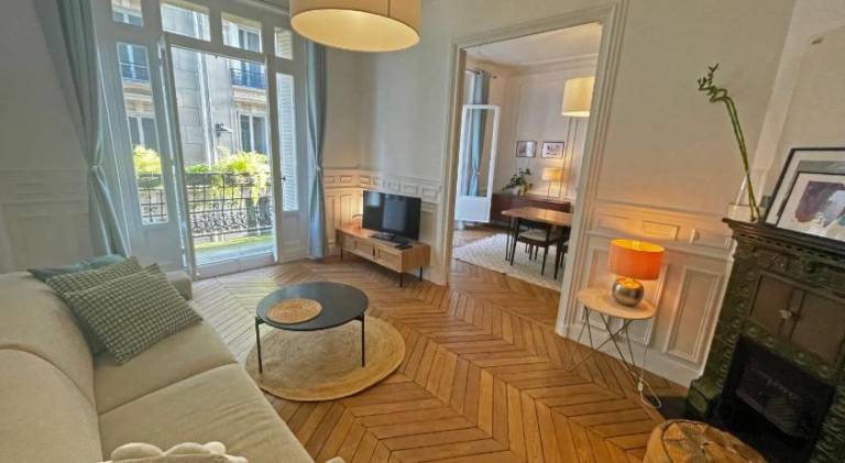 Apartment with terrace | Next to Arc de Triomphe | Suitable for remote work | Pets allowed — photo 2
