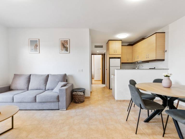 Holiday apartment with patio, pool & yard | Good for workation | Pets are welcome — photo 3