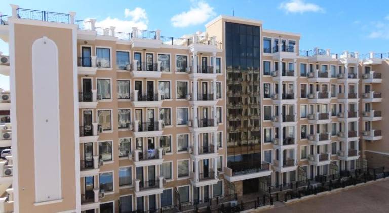 Holiday apartment with private pool | Close to the beach | Pet-friendly in Sveti Vlas