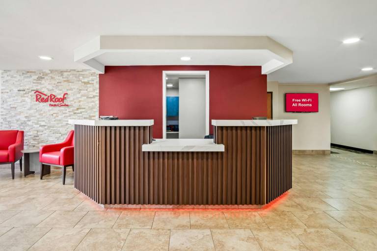Red Roof Inn & Suites Euless - DFW Airport Southwest — photo 2