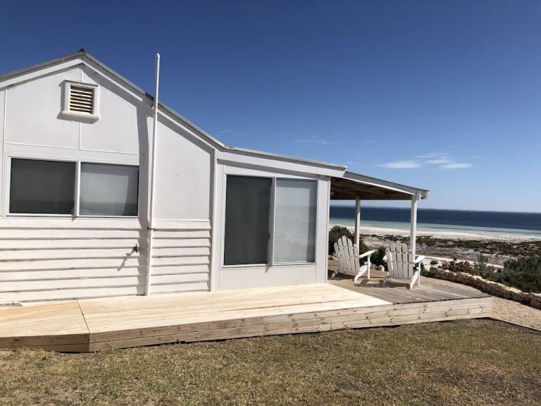 Cottage  Hardwicke Bay