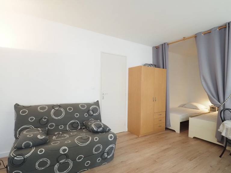 Studio with 1 room for 4 persons — photo 3