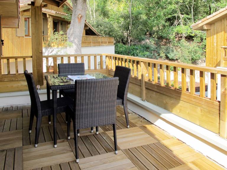 Holiday apartment with sauna, patio & heated pool — photo 2