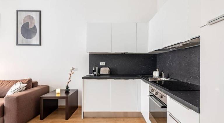 Rental apartment | Next to Dancing House | Perfect for remote work | Pet-friendly — photo 5