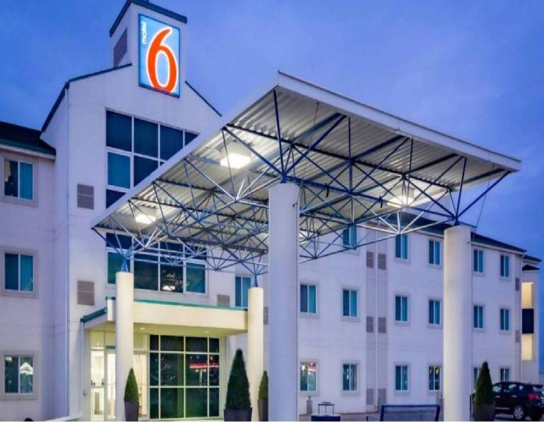 Motel 6 Saskatoon, SK in Saskatoon, SK
