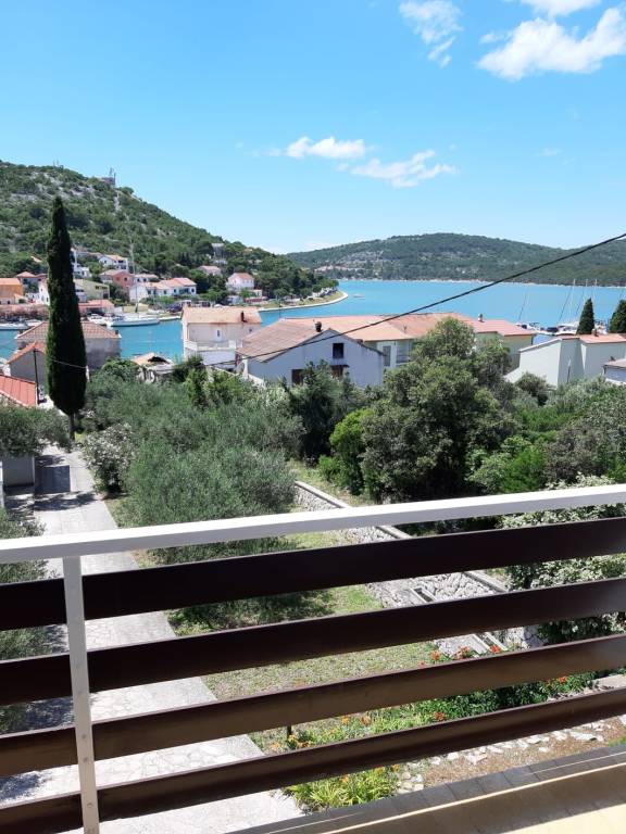 Apartman  Tisno