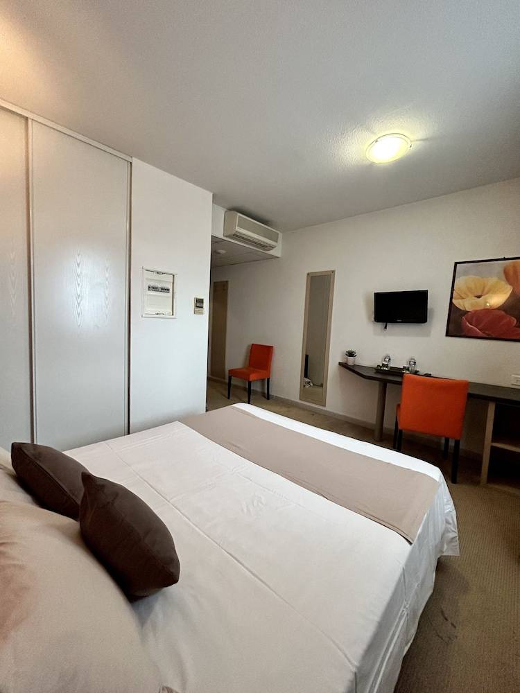 Logement  Aigues-Vives