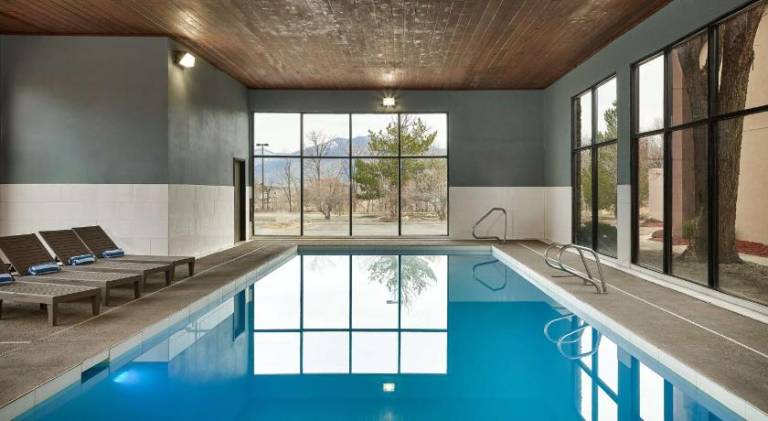 Hampton Inn Taos — photo 4