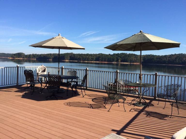 Allatoona Lake Vacation Rentals From $88 | HomeToGo