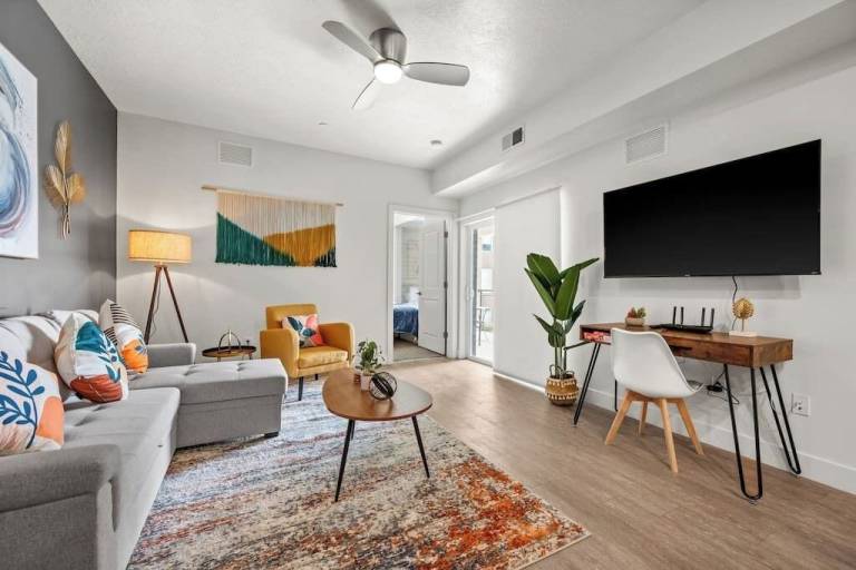 Apartment Central City