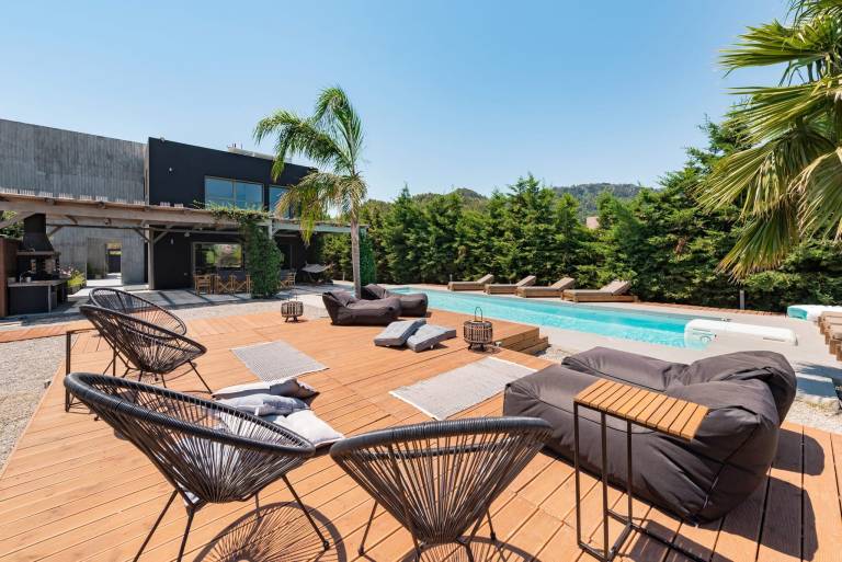Children-friendly villa with terrace, garden & private pool | Beach view | Pets allowed in Rhodes