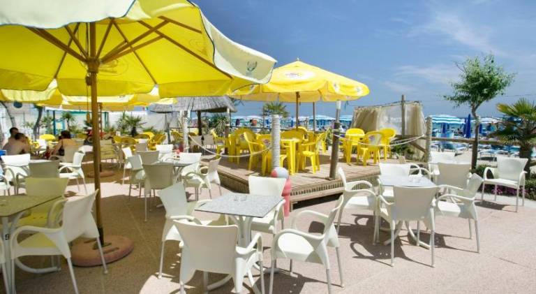 Long Beach Village Residence on the sea with private beach included — photo 3