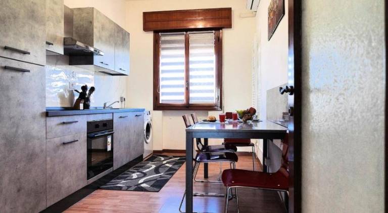 Rental apartment with 2 rooms for 8 persons in Treviso