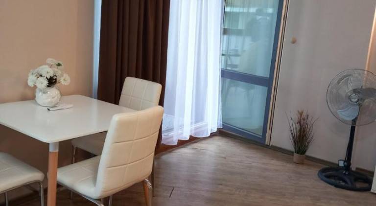 Holiday apartment with pool — photo 4