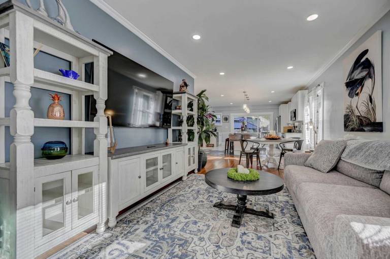 6BR Stylish Home Hot Tub Games Near Old Colo — photo 3