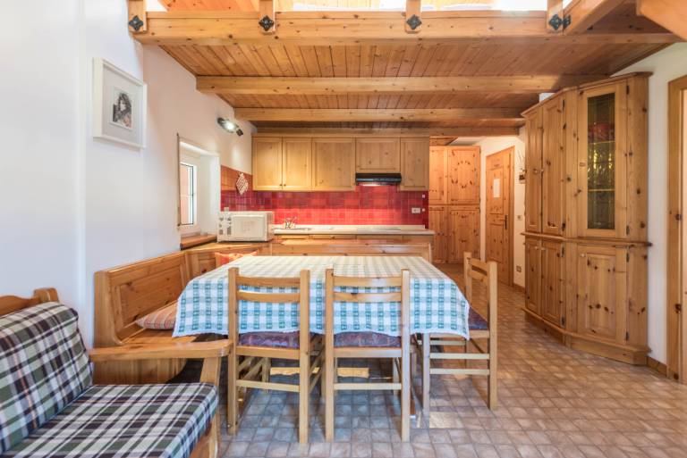 Holiday Apartment Casa Lorenz 3 with Mountain View, Wi-Fi, Balcony & Garden in Campitello di Fassa