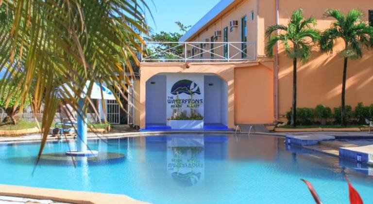 The Waterfront Beach Resort — photo 3