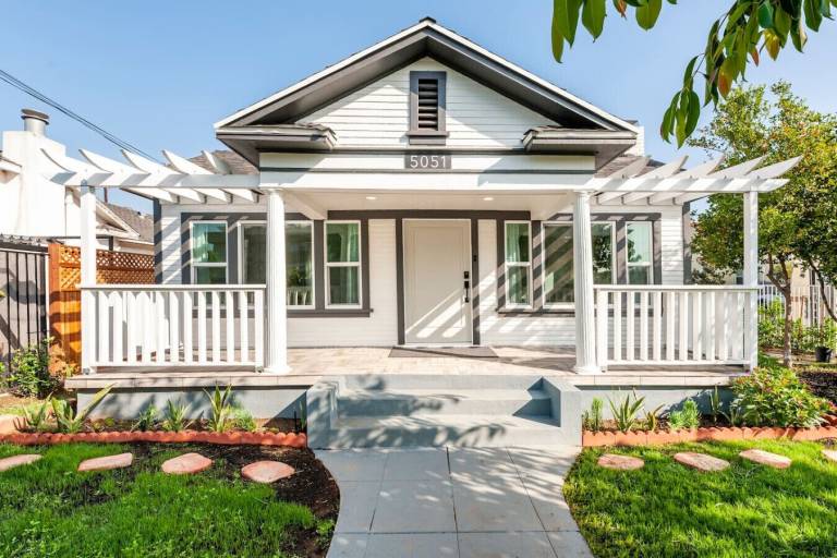 House Silver Lake