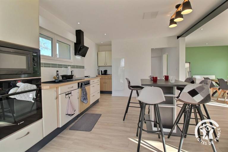Gite with yard & patio | Pets are welcome — photo 3