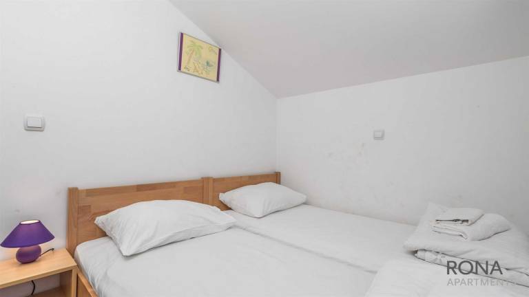 Holiday apartment with terrace — photo 2