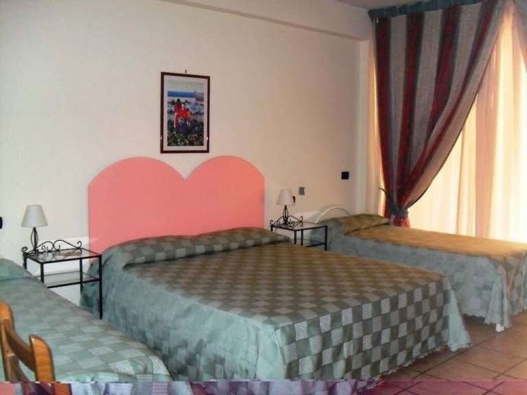 Pensione Letojanni