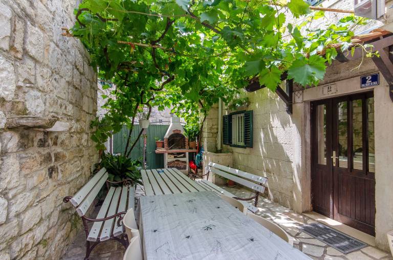 Apartment Split
