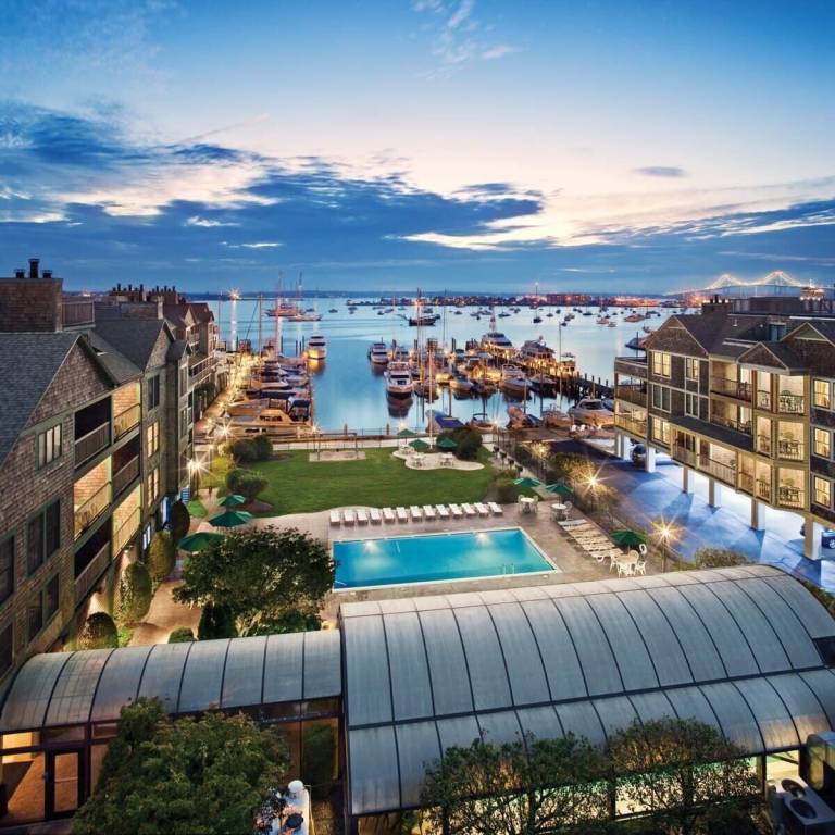 Condo Newport