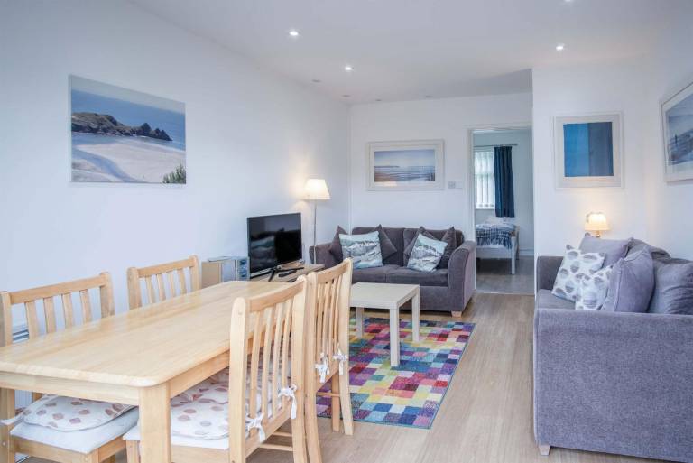 Family-oriented beautiful chalet | Beach view | Pets are welcome — photo 4