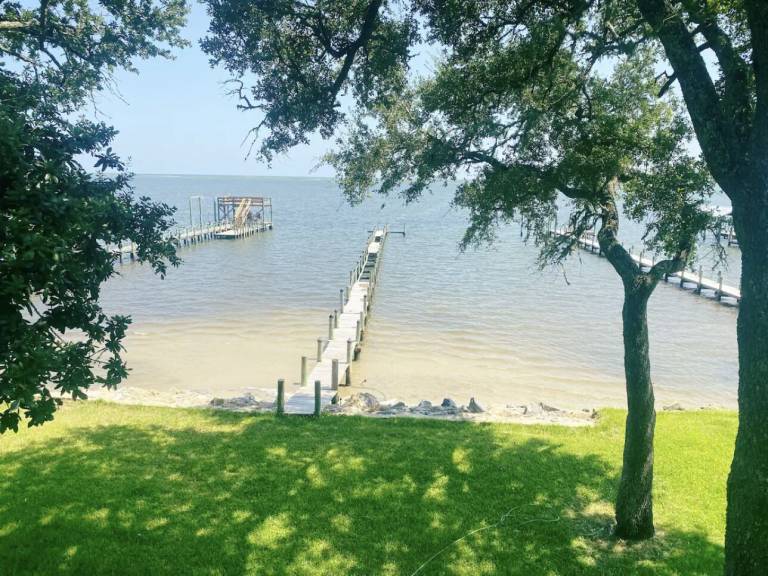 House Lanark Village