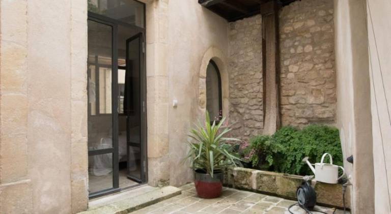 Fully equipped vacation home with patio | Pets allowed — photo 4