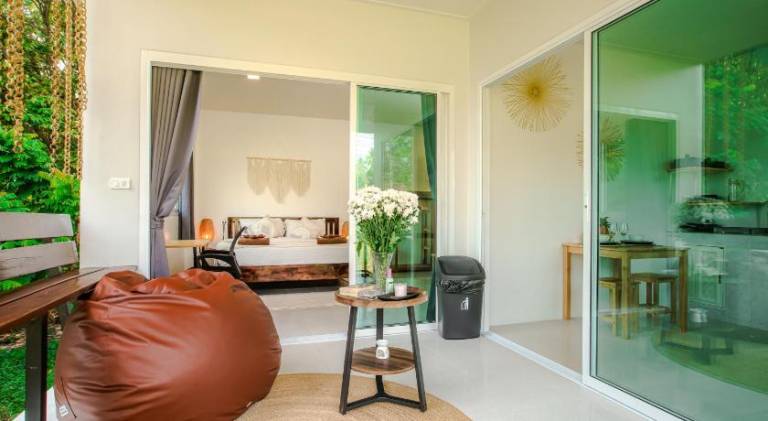 Vacation home with terrace & garden | Perfect for remote work — photo 2