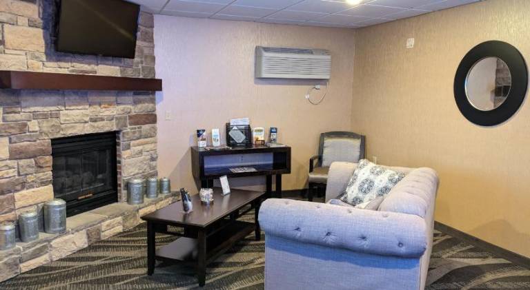 Cobblestone Inn & Suites - Merrill — photo 5