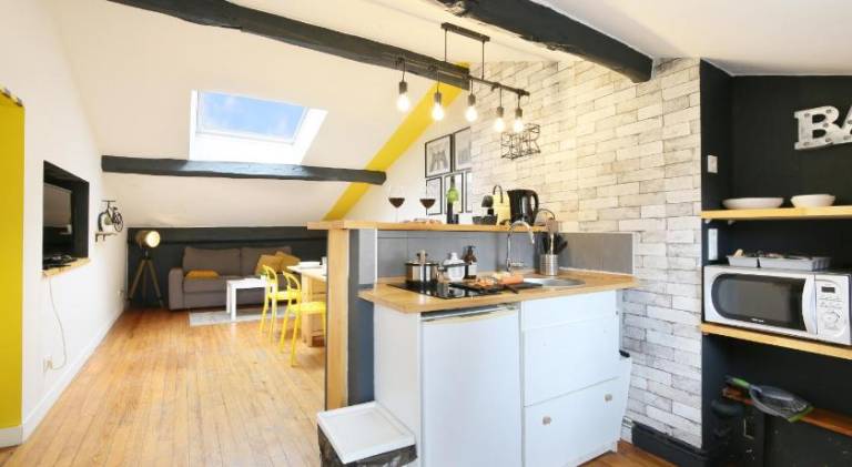 Rental apartment with patio | Next to Capitole de Toulouse | Perfect for remote work — photo 2