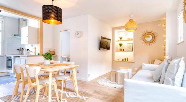Holiday apartment with 1 room for 4 persons in Mondeville