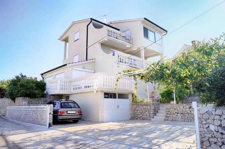 Ferienwohnung in Stivašnica, Ražanj für max. 3 Personen Ferienwohnung in Stivašnica, Ražanj für max. 3 Personen