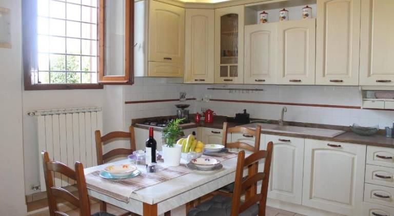 Holiday apartment with 2 rooms for 6 persons — photo 5
