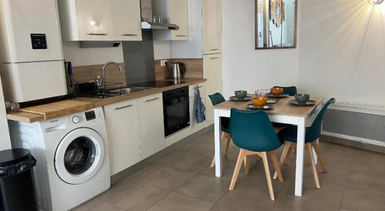 Apartment with 1 room for 4 persons — photo 4