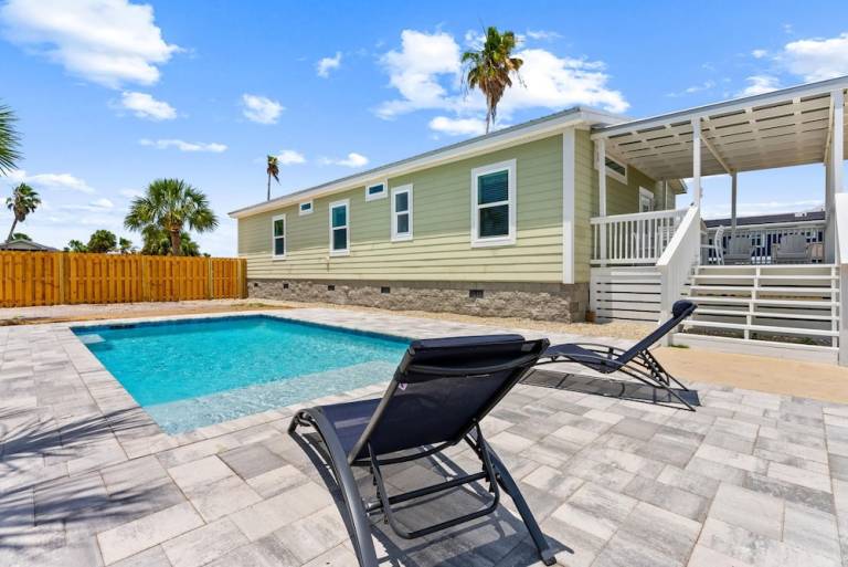 House  Mexico Beach