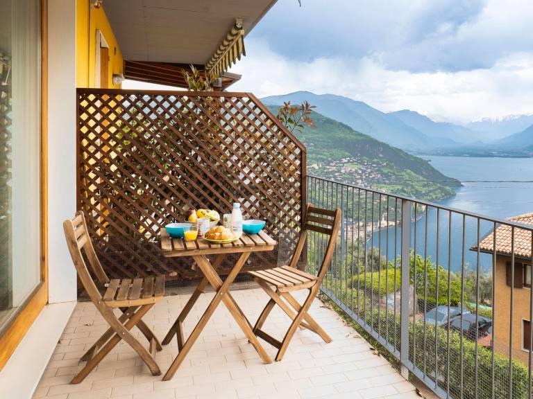 Appartamento vacanza Riva di Solto