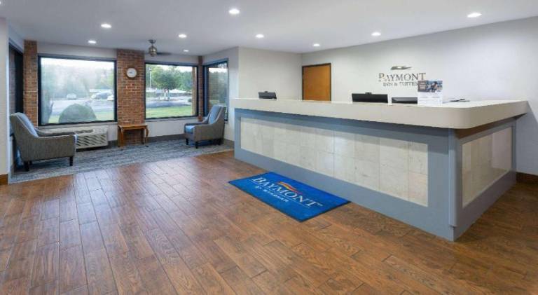 Baymont by Wyndham LaGrange — photo 4