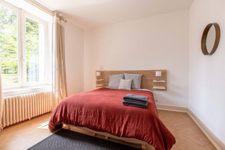 Gîte Vichy - 4 Chambres, situé dans le parc du Château de Charmeil — photo 2